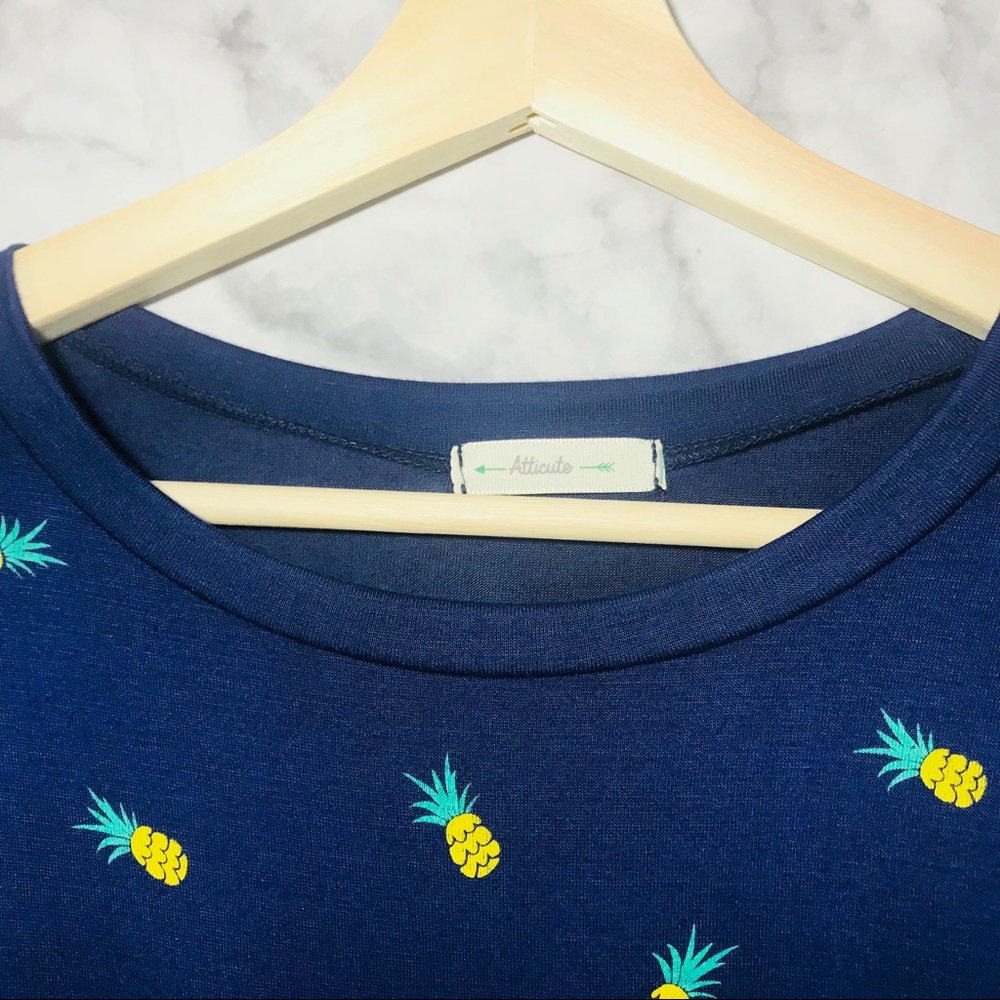 Atticute Pineapple Tie Front Cropped Top - Picture 3 of 5
